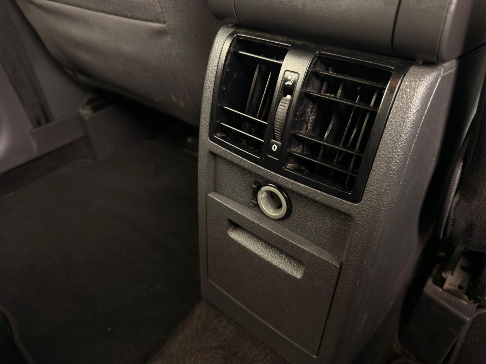 Volkswagen Touran 1.4 TSI SE MPV 5dr Petrol DSG Euro 5 (140 ps)