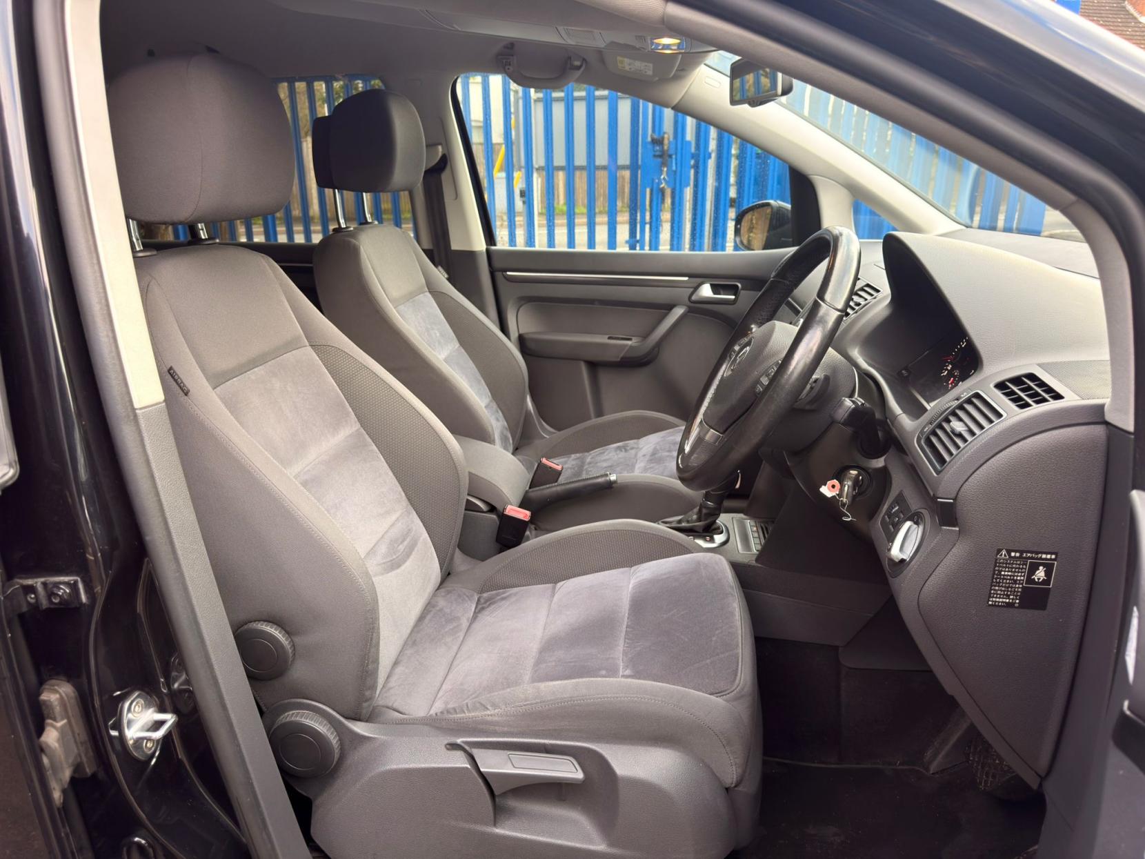 Volkswagen Touran 1.4 TSI SE MPV 5dr Petrol DSG Euro 5 (140 ps)