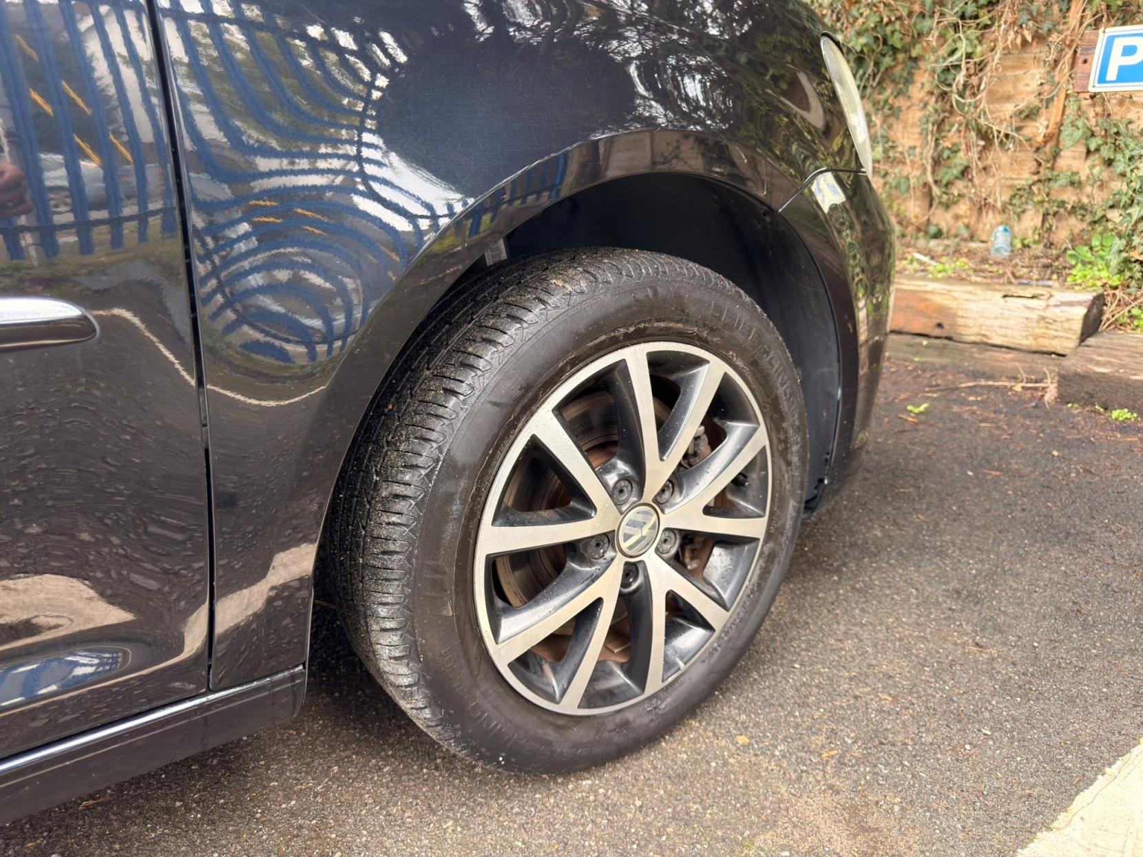 Volkswagen Touran 1.4 TSI SE MPV 5dr Petrol DSG Euro 5 (140 ps)