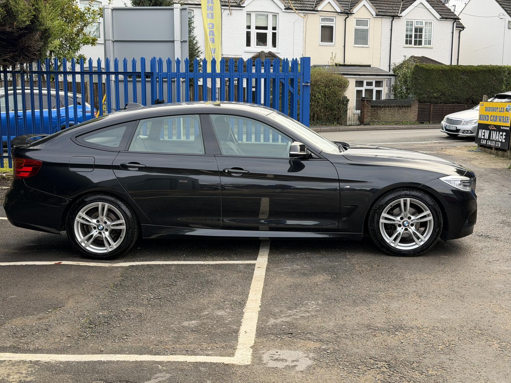 BMW 3 Series Gran Turismo 2.0 320i Sport GT 5dr Petrol Auto xDrive Euro 6 (s/s) (184 ps)