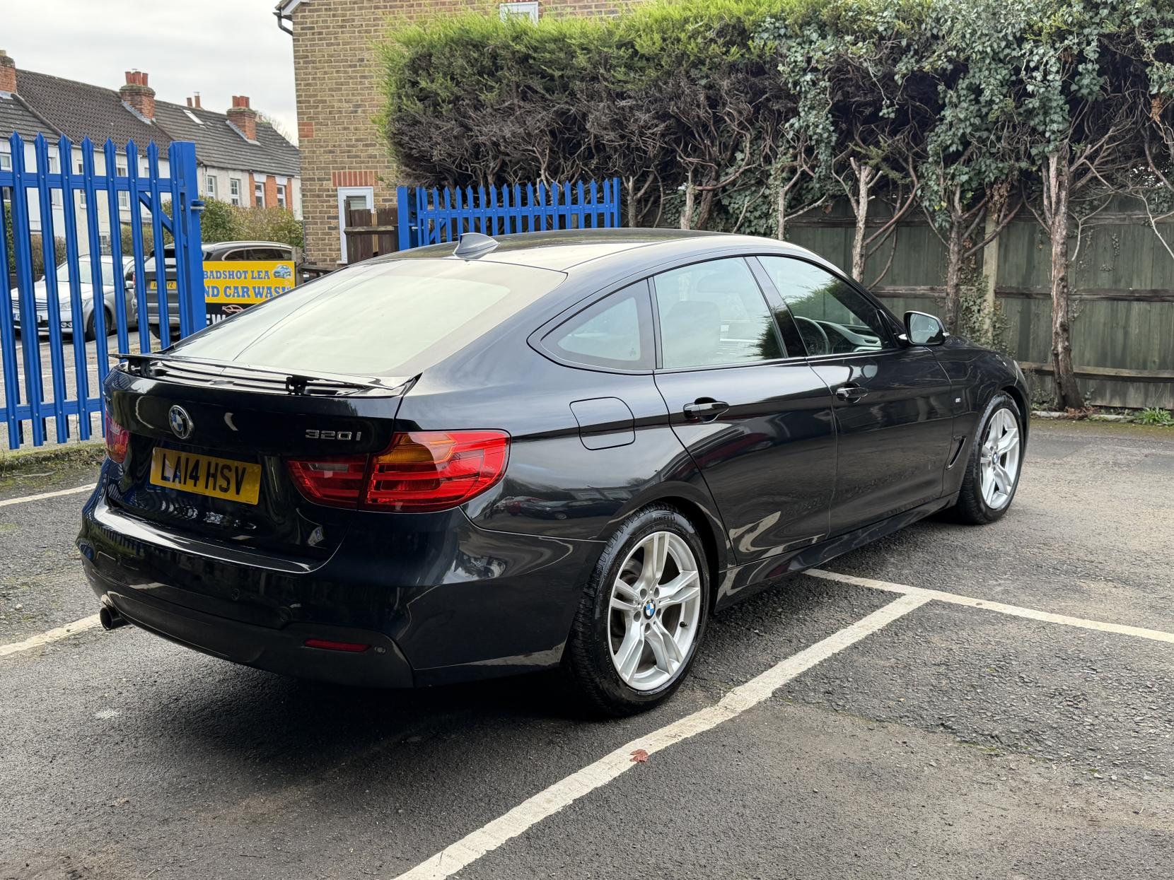 BMW 3 Series Gran Turismo 2.0 320i Sport GT 5dr Petrol Auto xDrive Euro 6 (s/s) (184 ps)