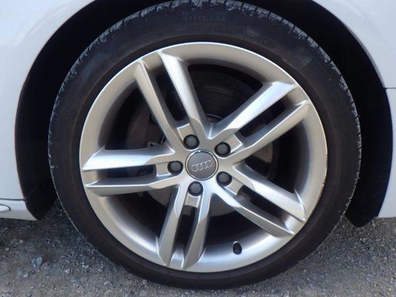 Audi A4 Avant 2.0 TFSI S line Estate 5dr Petrol S Tronic quattro Euro 6 (s/s) (225 ps)