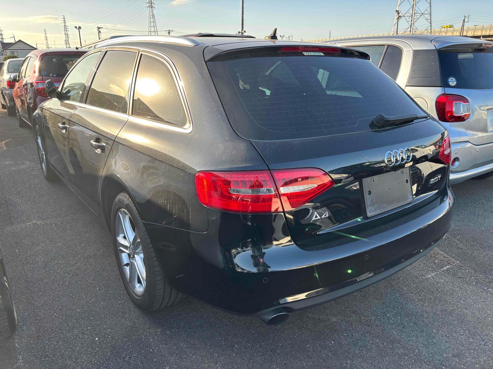 Audi A4 Avant 2.0 TFSI SE Estate 5dr Petrol Multitronic Euro 5 (s/s) (211 ps)