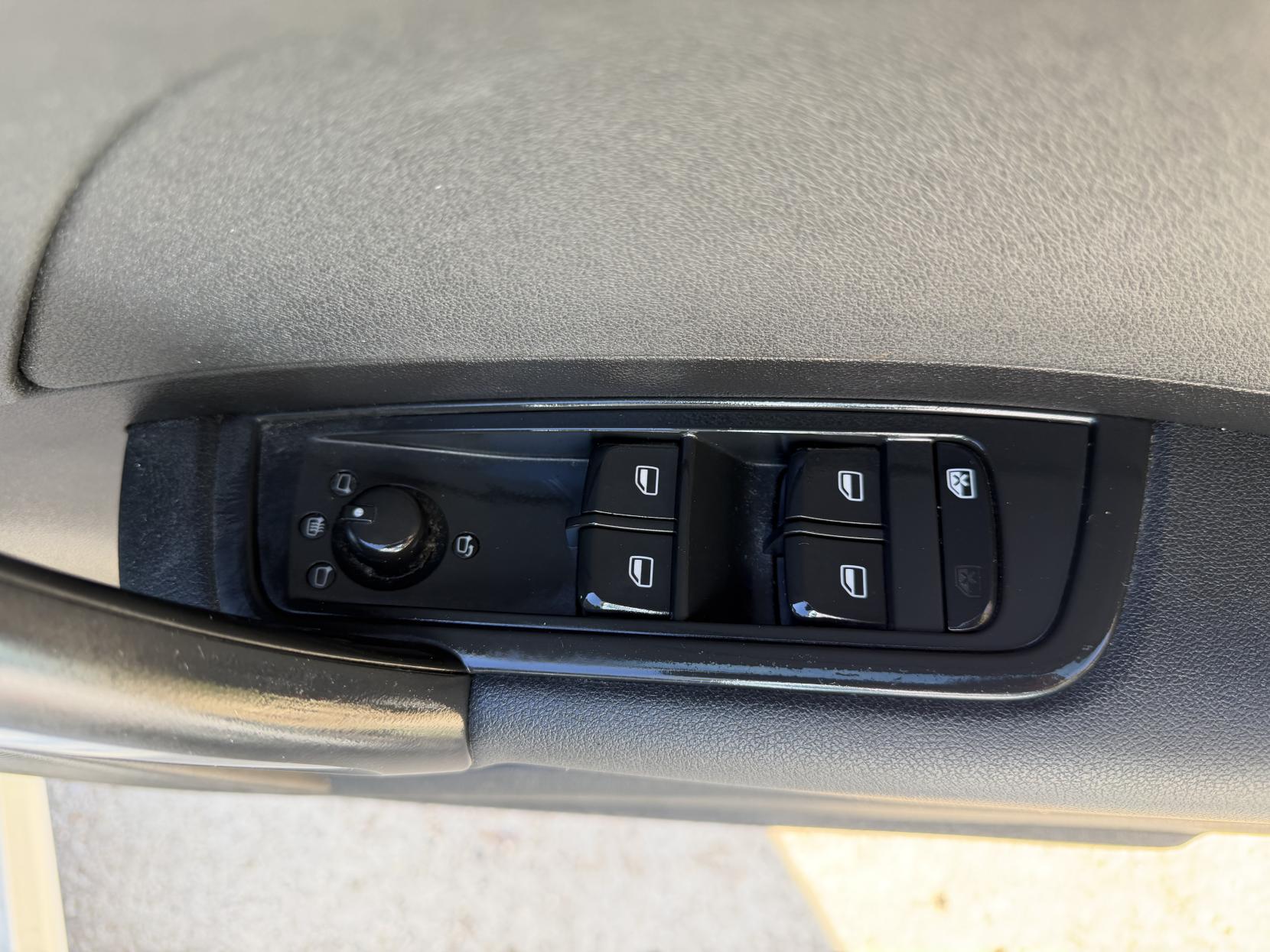 Audi A1 1.4 TFSI Sport Sportback 5dr Petrol S Tronic Euro 5 (s/s) (122 ps)