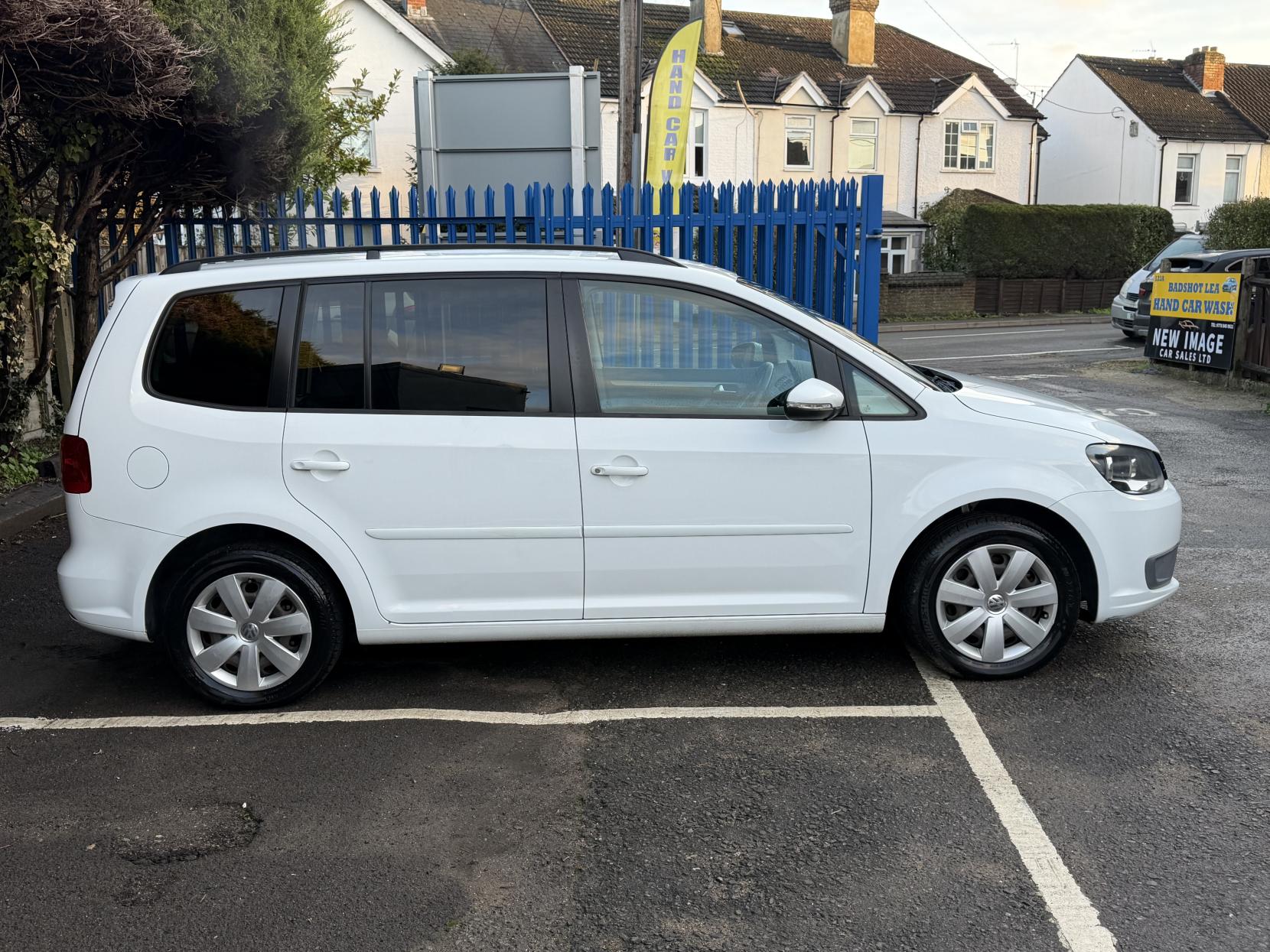 Volkswagen Touran 1.4 TSI SE MPV 5dr Petrol DSG Euro 5 (140 ps)