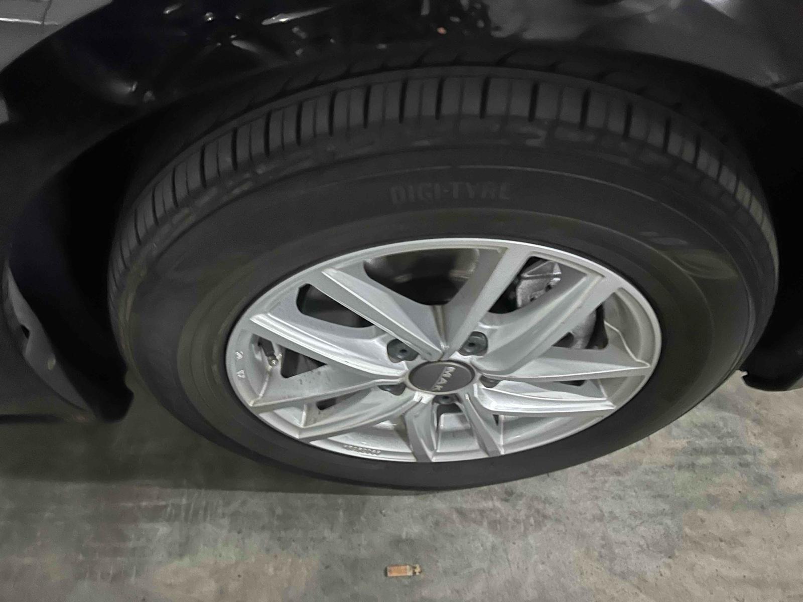 Volkswagen Golf 1.2 TSI BlueMotion Tech S Hatchback 5dr Petrol DSG Euro 5 (s/s) (105 ps)