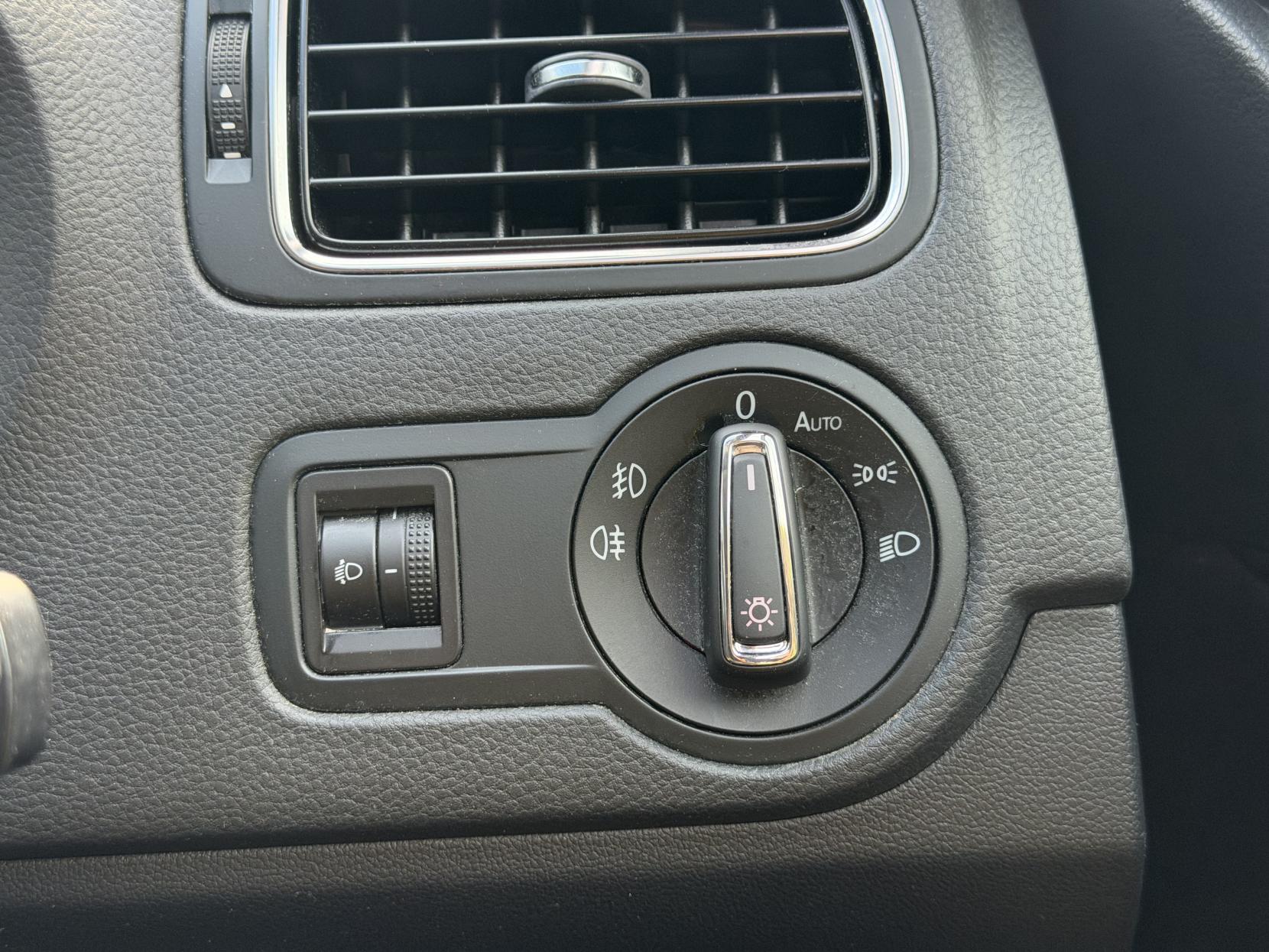 Volkswagen Polo 1.2 TSI BlueMotion Tech Match Hatchback 5dr Petrol DSG Euro 6 (s/s) (90 ps)