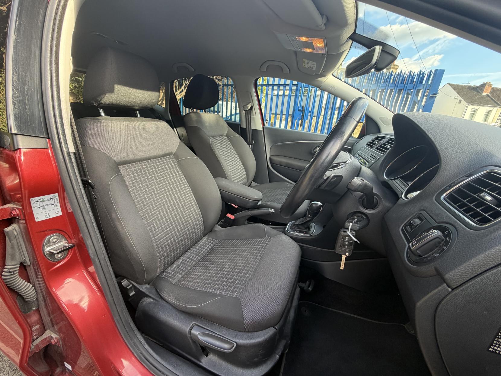 Volkswagen Polo 1.2 TSI BlueMotion Tech Match Hatchback 5dr Petrol DSG Euro 6 (s/s) (90 ps)