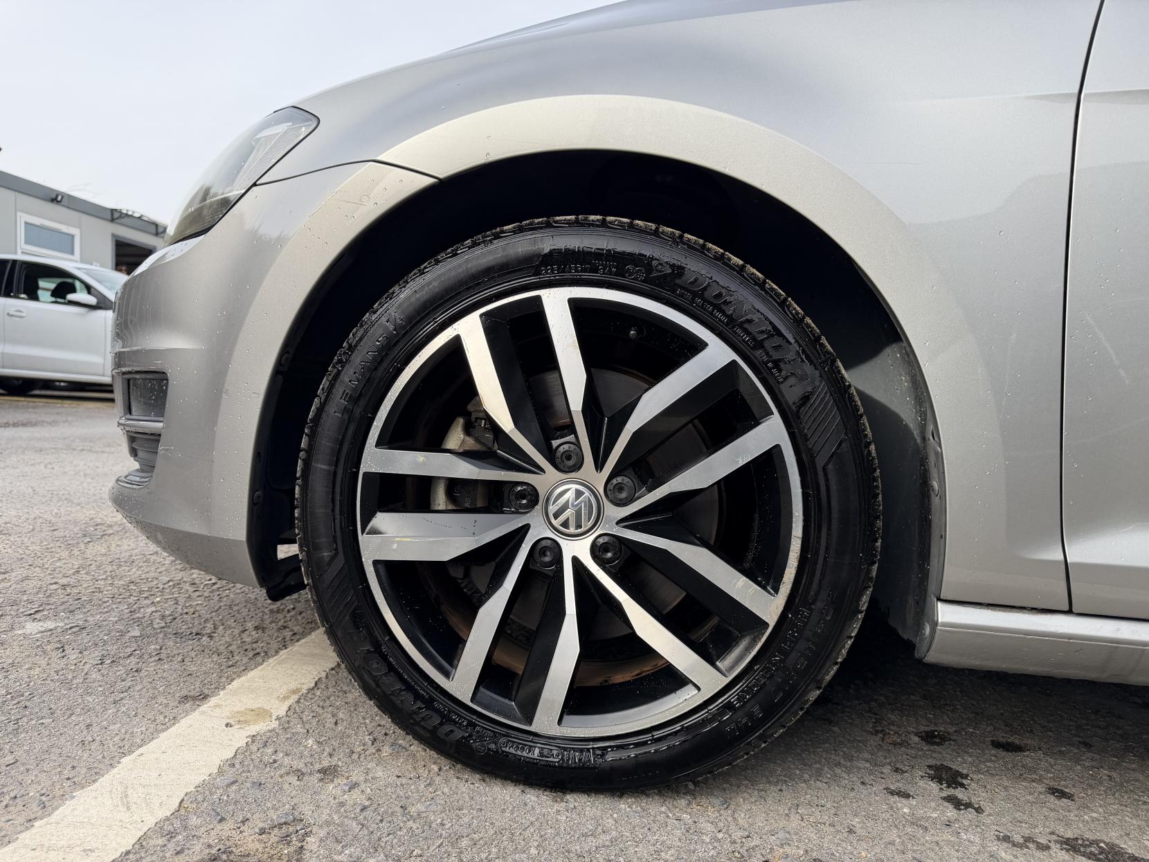 Volkswagen Golf 1.4 TSI BlueMotion Tech Match Hatchback 5dr Petrol DSG Euro 6 (s/s) (125 ps)