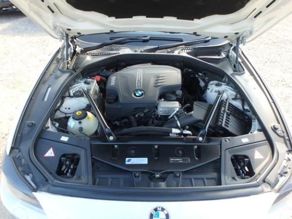 BMW 5 Series 2.0 520i SE Touring 5dr Petrol Auto Euro 5 (s/s) (184 ps)