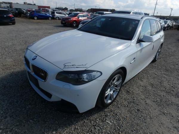 BMW 5 Series 2.0 520i SE Touring 5dr Petrol Auto Euro 5 (s/s) (184 ps)