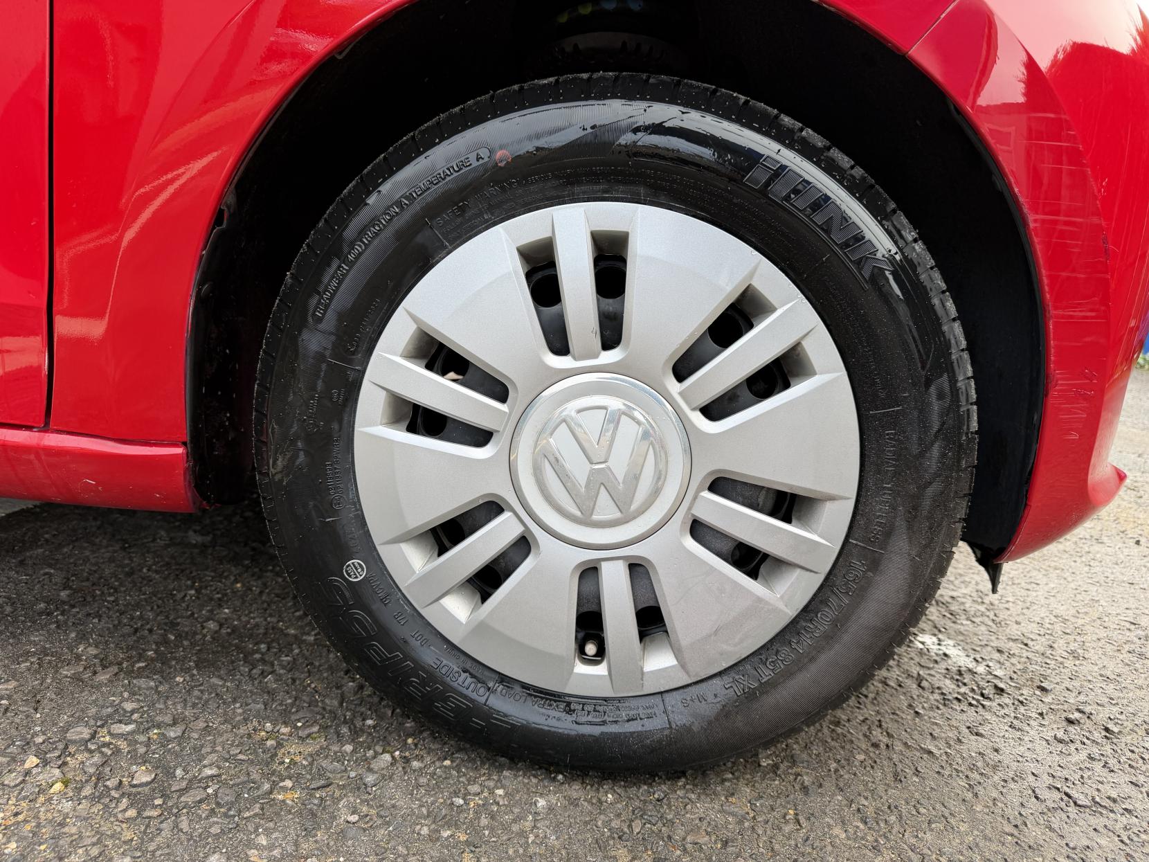 Volkswagen up! 1.0 High up! Hatchback 5dr Petrol ASG Euro 6 (75 ps)