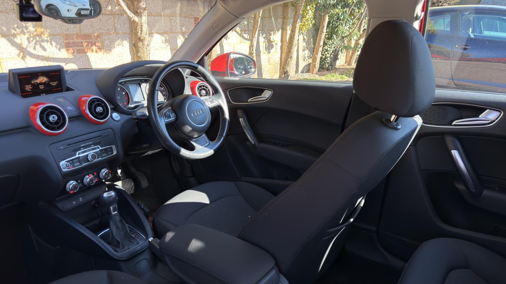 Audi A1 1.4 TFSI Sport Sportback 5dr Petrol S Tronic Euro 5 (s/s) (122 ps)