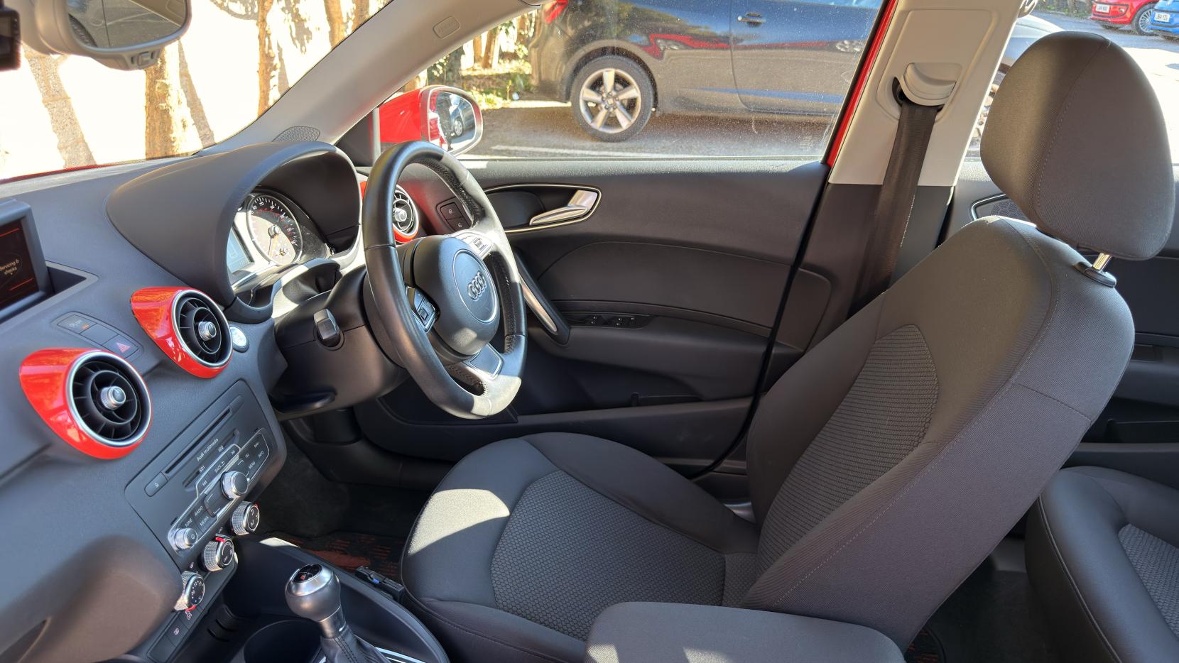 Audi A1 1.4 TFSI Sport Sportback 5dr Petrol S Tronic Euro 5 (s/s) (122 ps)