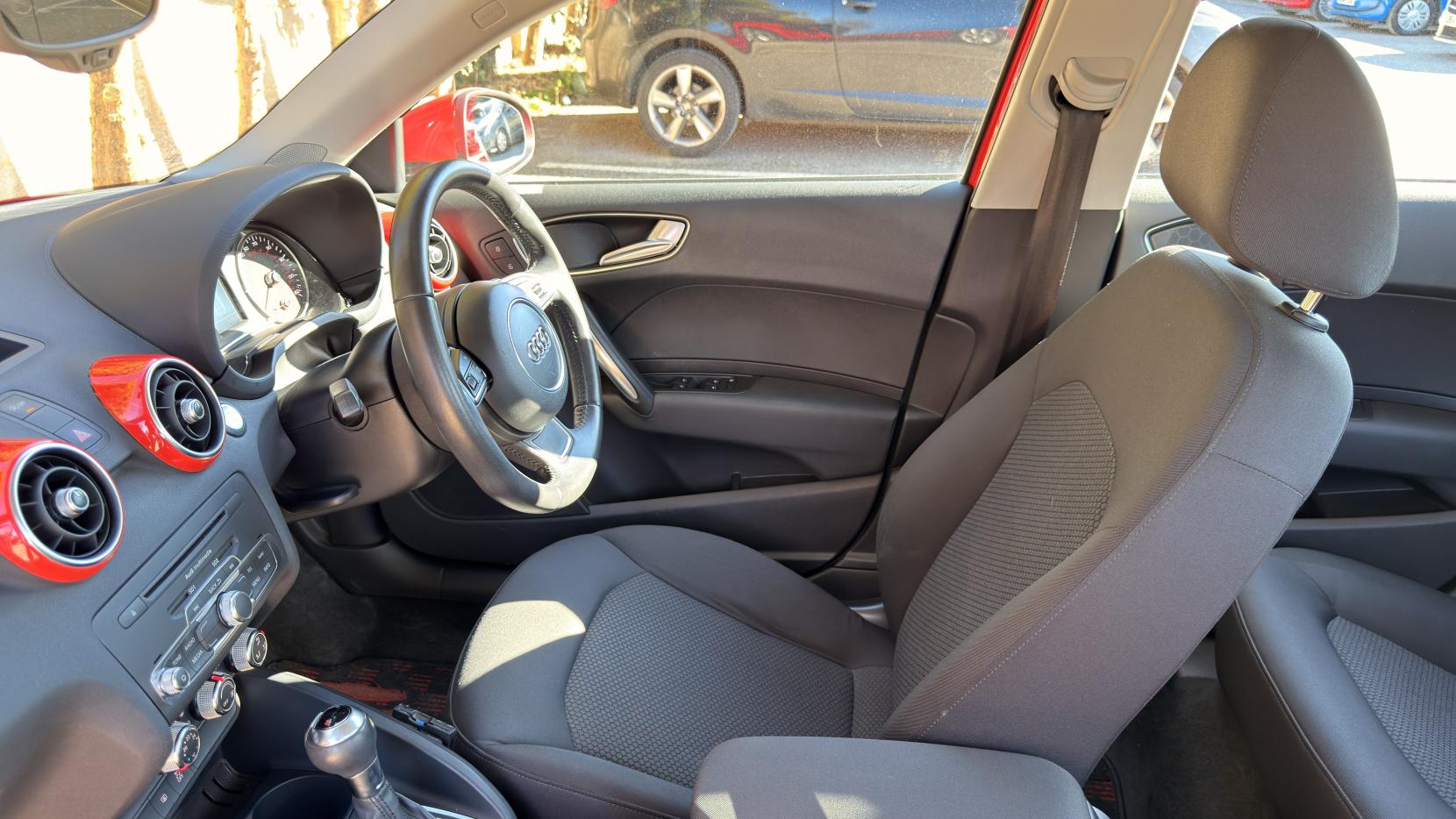 Audi A1 1.4 TFSI Sport Sportback 5dr Petrol S Tronic Euro 5 (s/s) (122 ps)