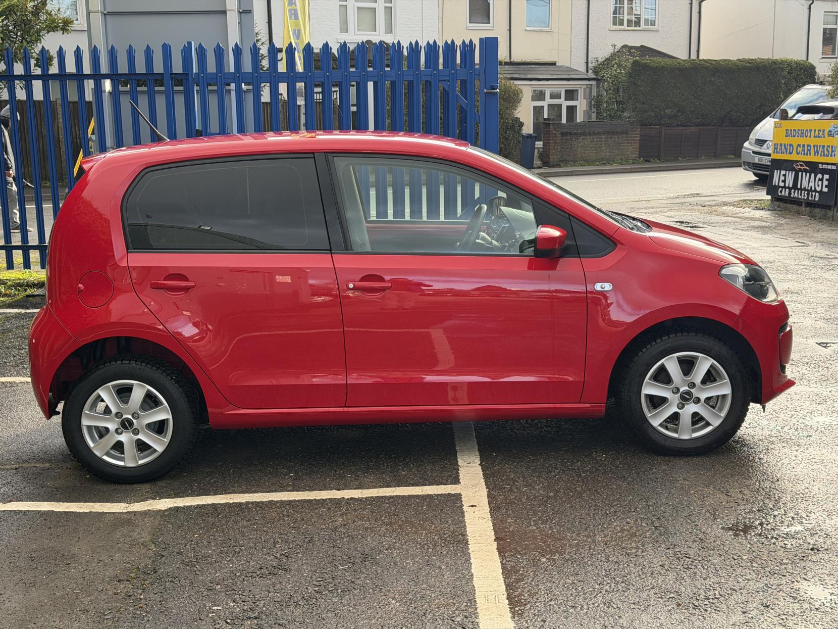 Volkswagen up! 1.0 High up! Hatchback 5dr Petrol ASG Euro 6 (75 ps)