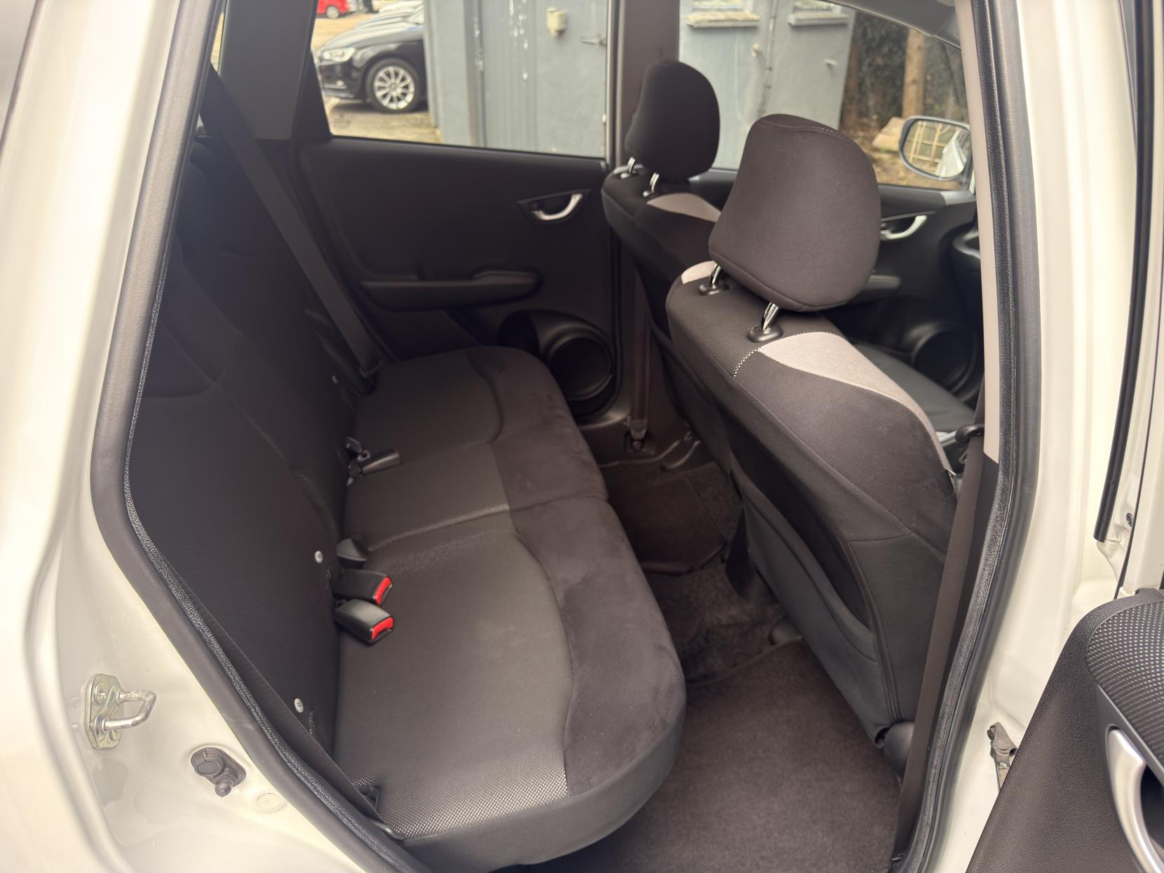 Honda Jazz 1.4 i-VTEC Si Hatchback 5dr Petrol Manual Euro 5 (99 ps)