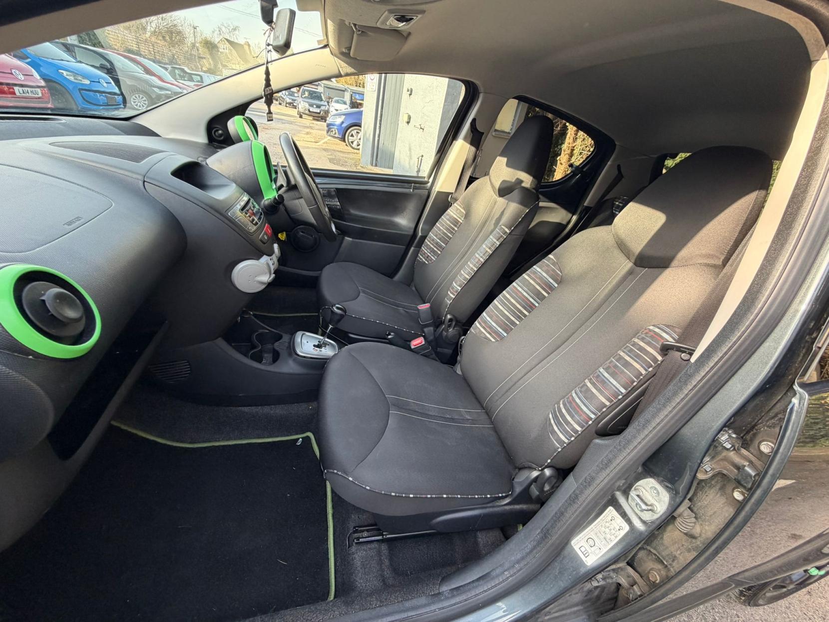 Citroen C1 1.0i VTR+ Hatchback 5dr Petrol EGS5 Euro 5 (68 ps)