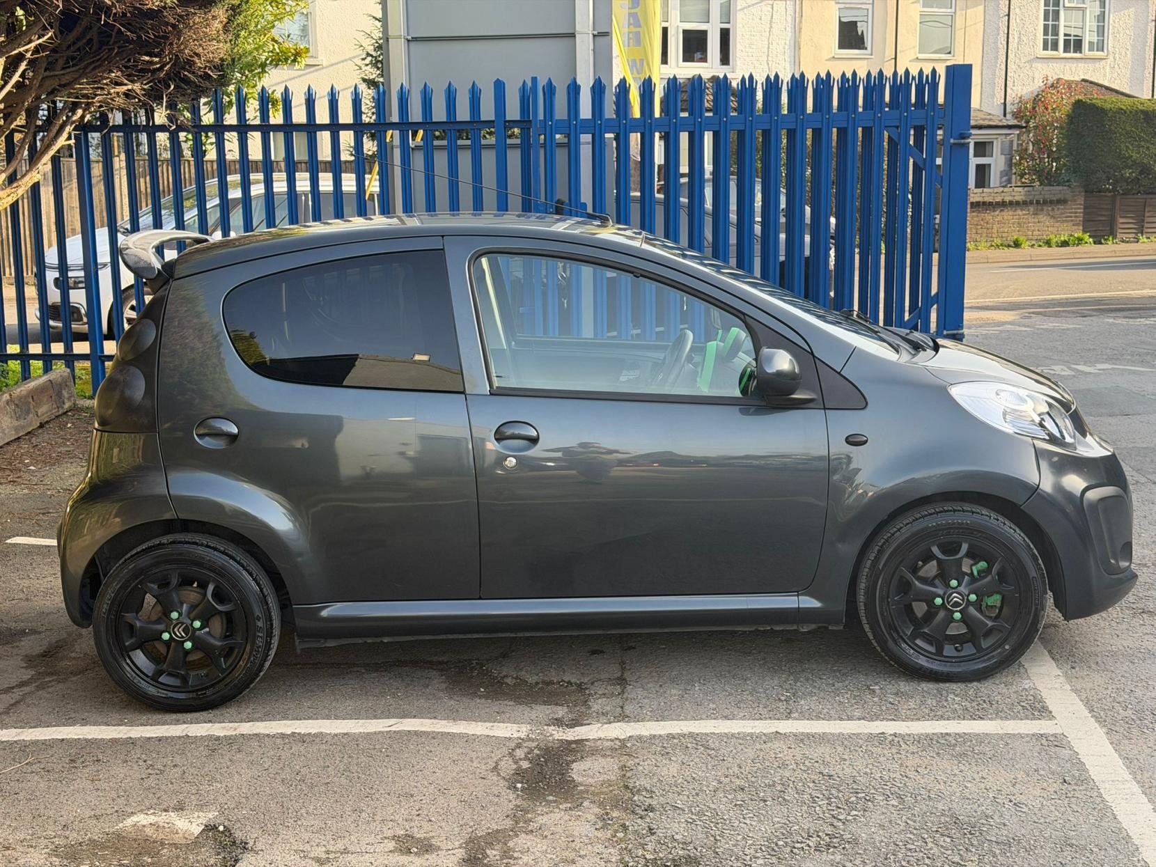 Citroen C1 1.0i VTR+ Hatchback 5dr Petrol EGS5 Euro 5 (68 ps)