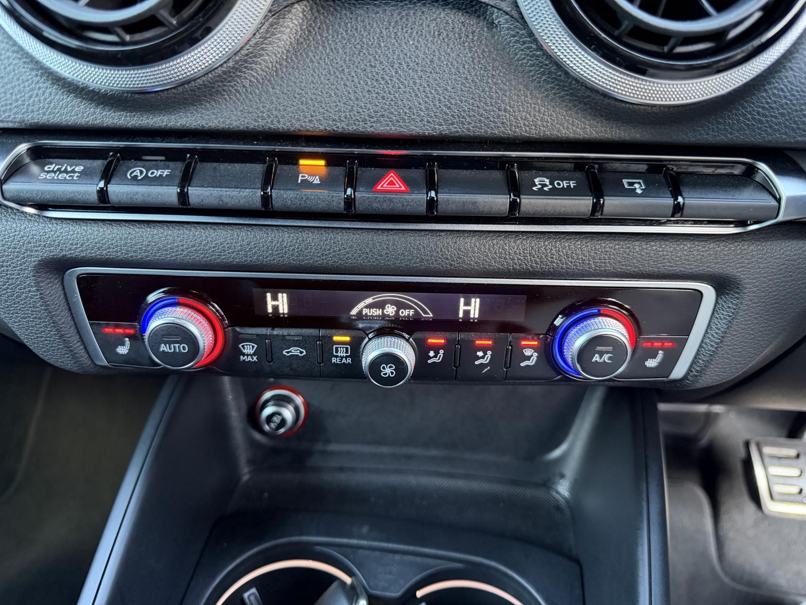 Audi S3 2.0 TFSI Sportback 5dr Petrol S Tronic quattro Euro 6 (s/s) (300 ps)