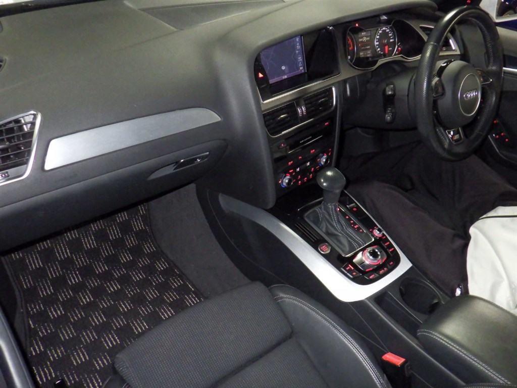 Audi A4 Avant 2.0 TFSI SE Estate 5dr Petrol S Tronic quattro Euro 5 (s/s) (211 ps)