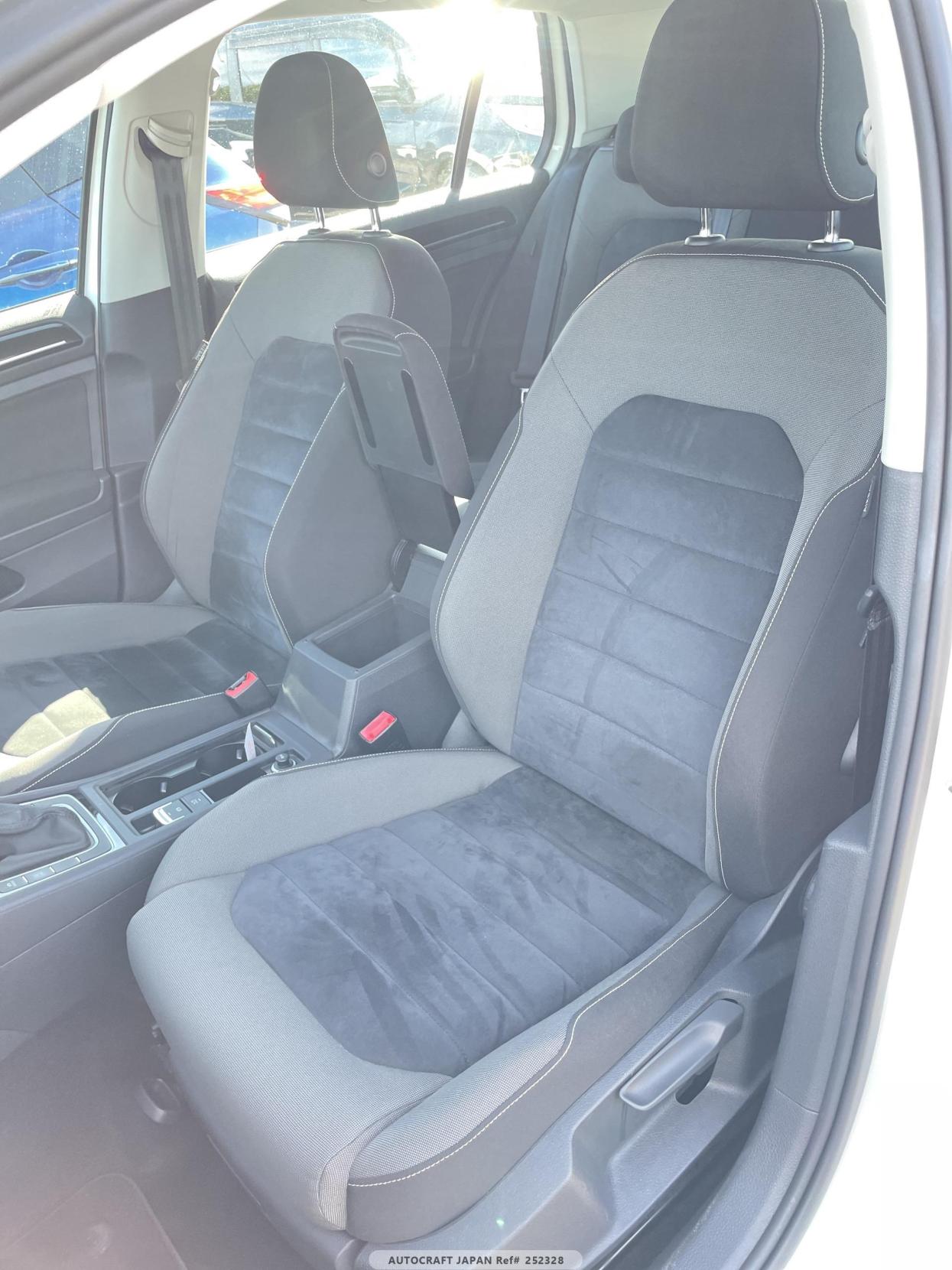 Volkswagen Golf 1.4 TSI BlueMotion Tech Match Hatchback 5dr Petrol DSG Euro 6 (s/s) (125 ps)