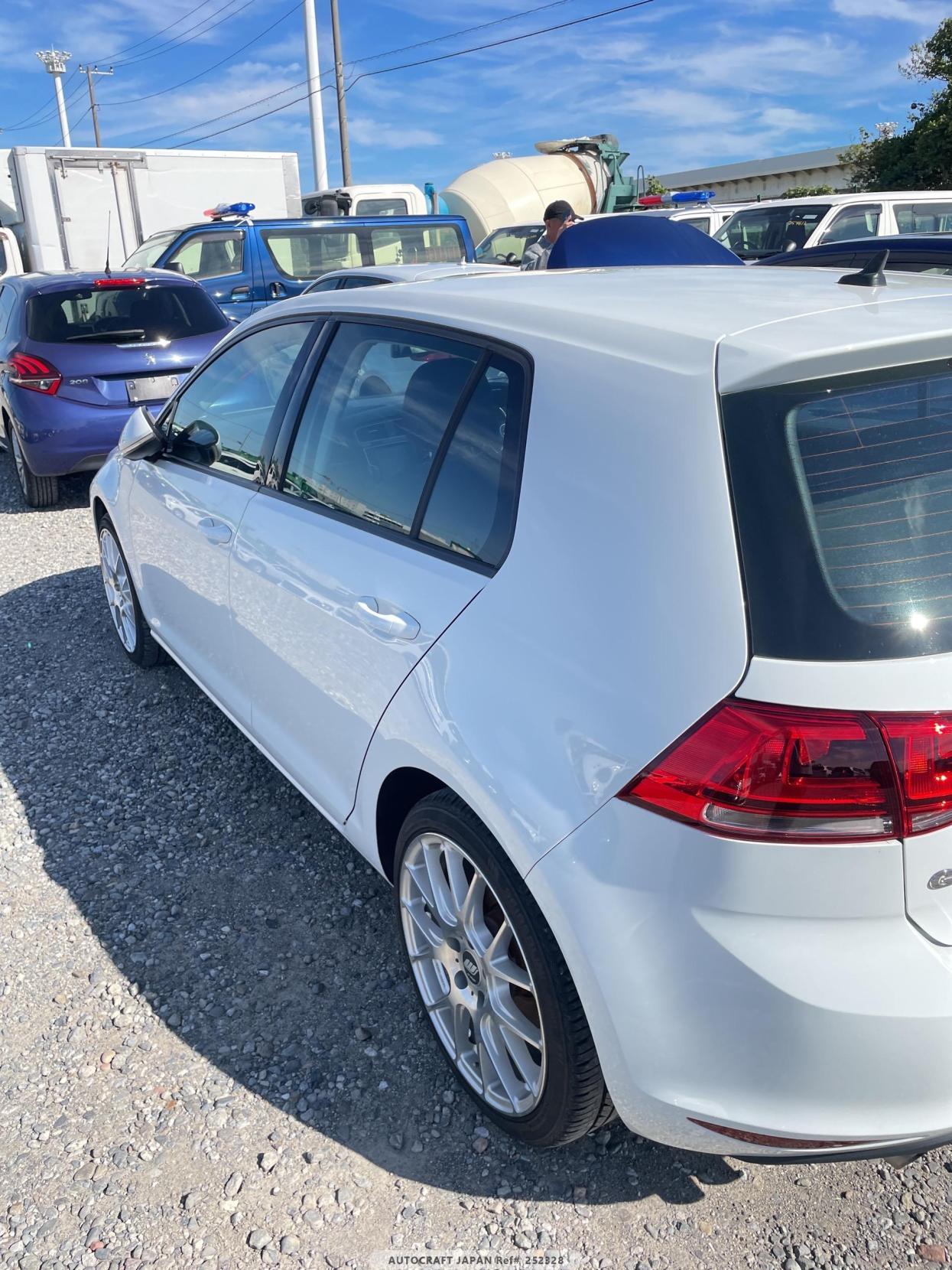 Volkswagen Golf 1.4 TSI BlueMotion Tech Match Hatchback 5dr Petrol DSG Euro 6 (s/s) (125 ps)