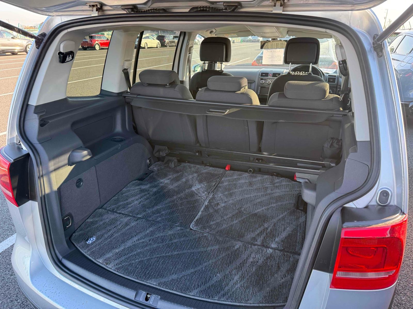 Volkswagen Touran 1.4 TSI SE MPV 5dr Petrol DSG Euro 5 (140 ps)