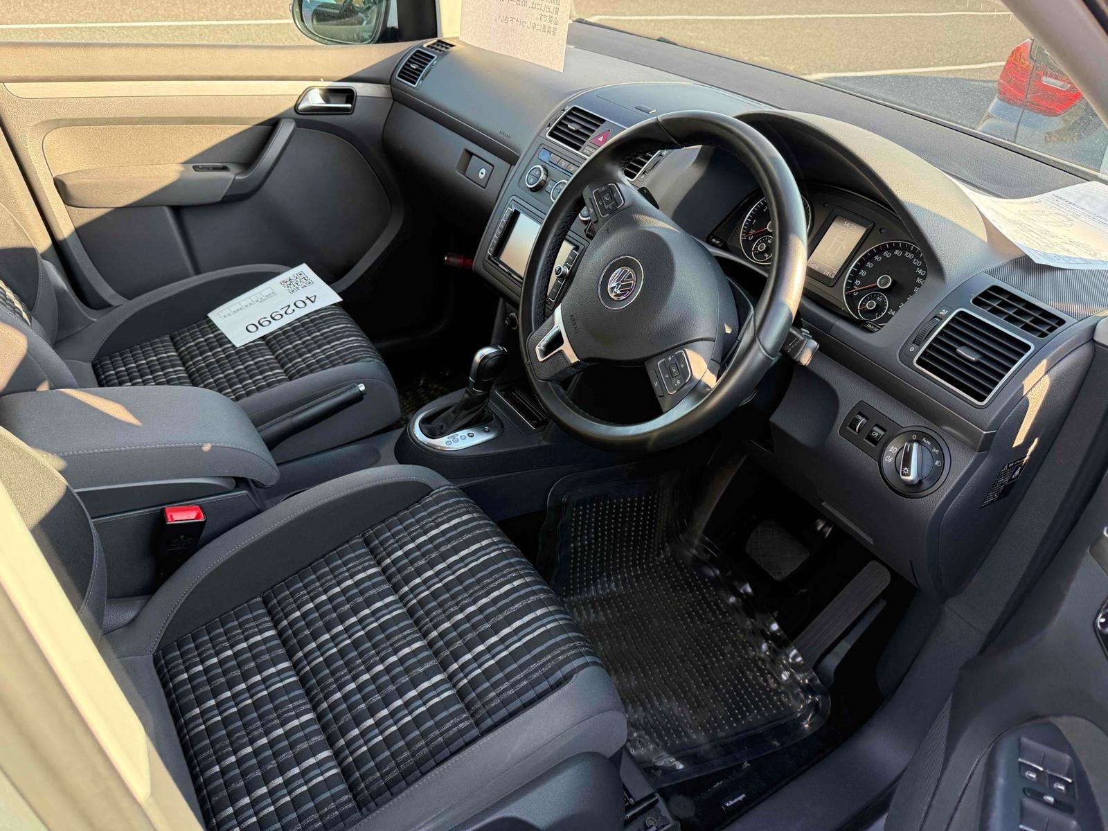 Volkswagen Touran 1.4 TSI SE MPV 5dr Petrol DSG Euro 5 (140 ps)