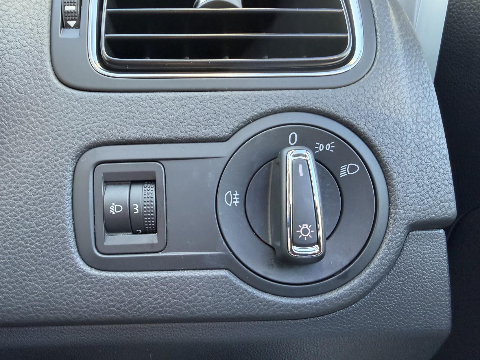 Volkswagen Polo 1.2 TSI BlueMotion Tech Match Hatchback 5dr Petrol DSG Euro 6 (s/s) (90 ps)