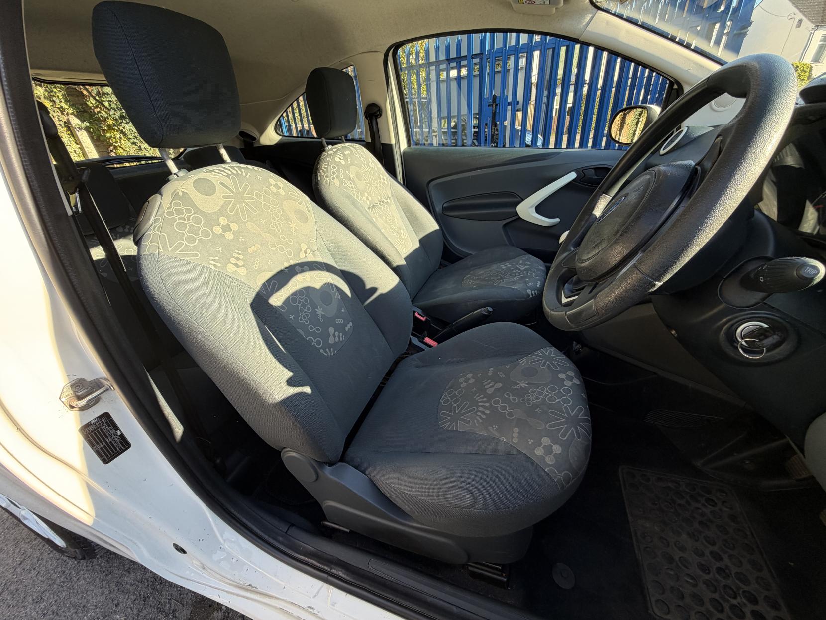 Ford Ka 1.2 Edge Hatchback 3dr Petrol Manual Euro 5 (s/s) (69 ps)