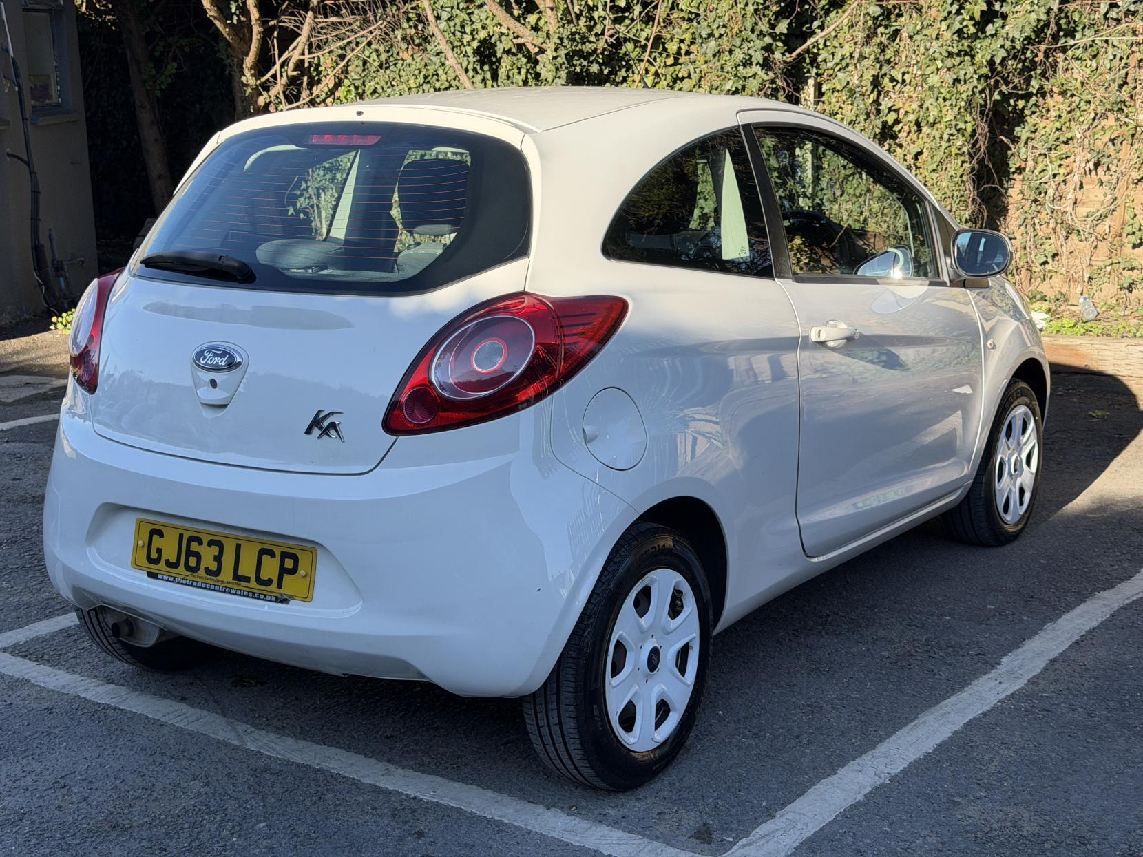 Ford Ka 1.2 Edge Hatchback 3dr Petrol Manual Euro 5 (s/s) (69 ps)