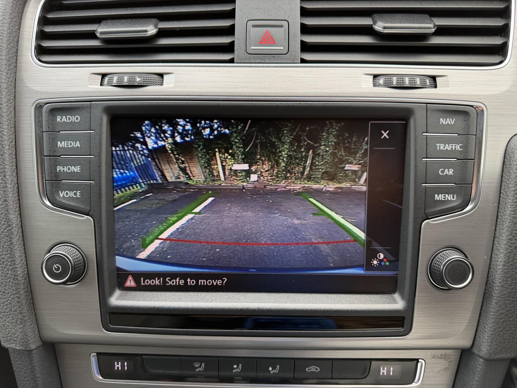 Volkswagen Golf 1.2 TSI BlueMotion Tech S Hatchback 5dr Petrol DSG Euro 5 (s/s) (105 ps)