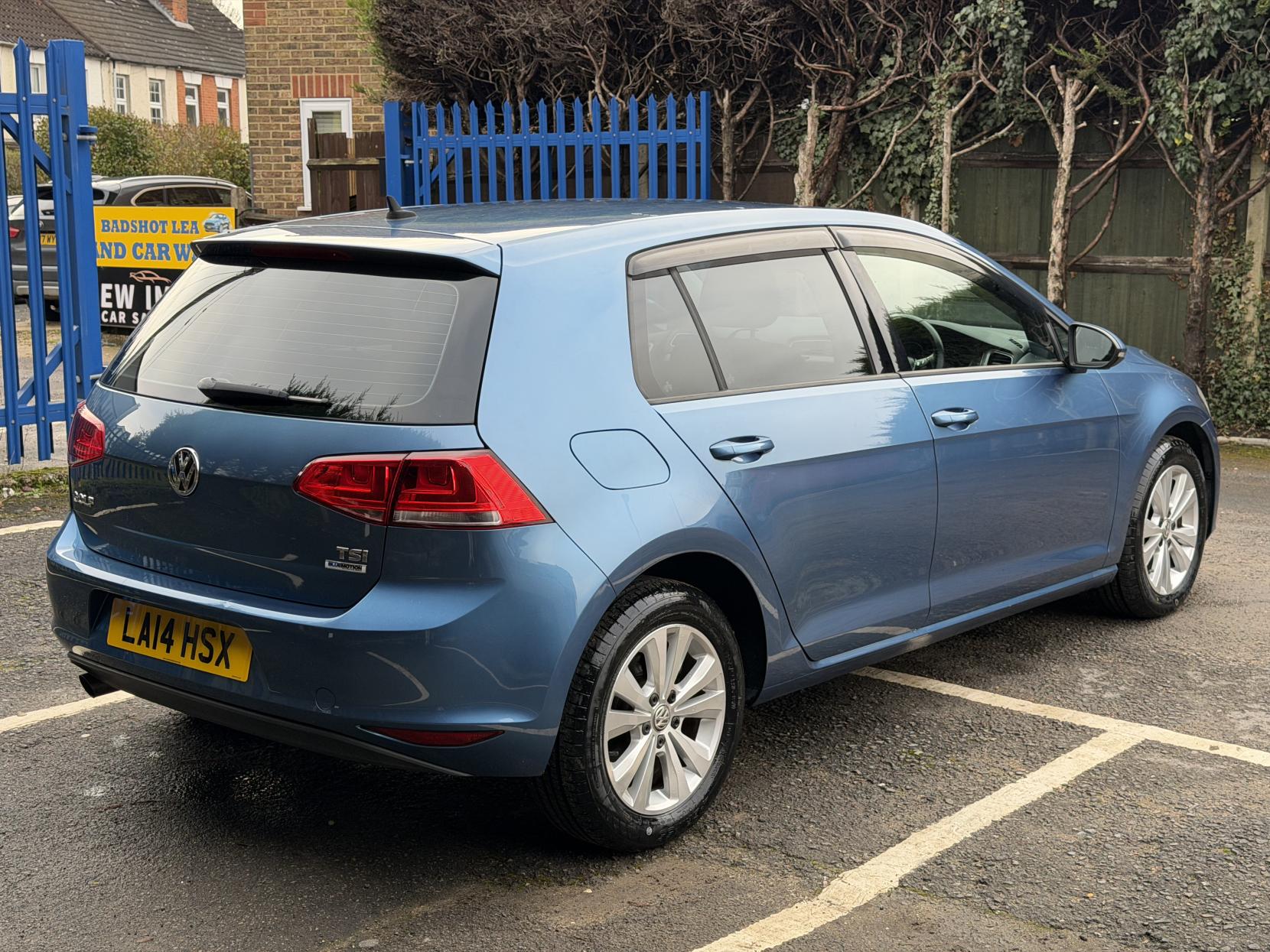 Volkswagen Golf 1.2 TSI BlueMotion Tech S Hatchback 5dr Petrol DSG Euro 5 (s/s) (105 ps)