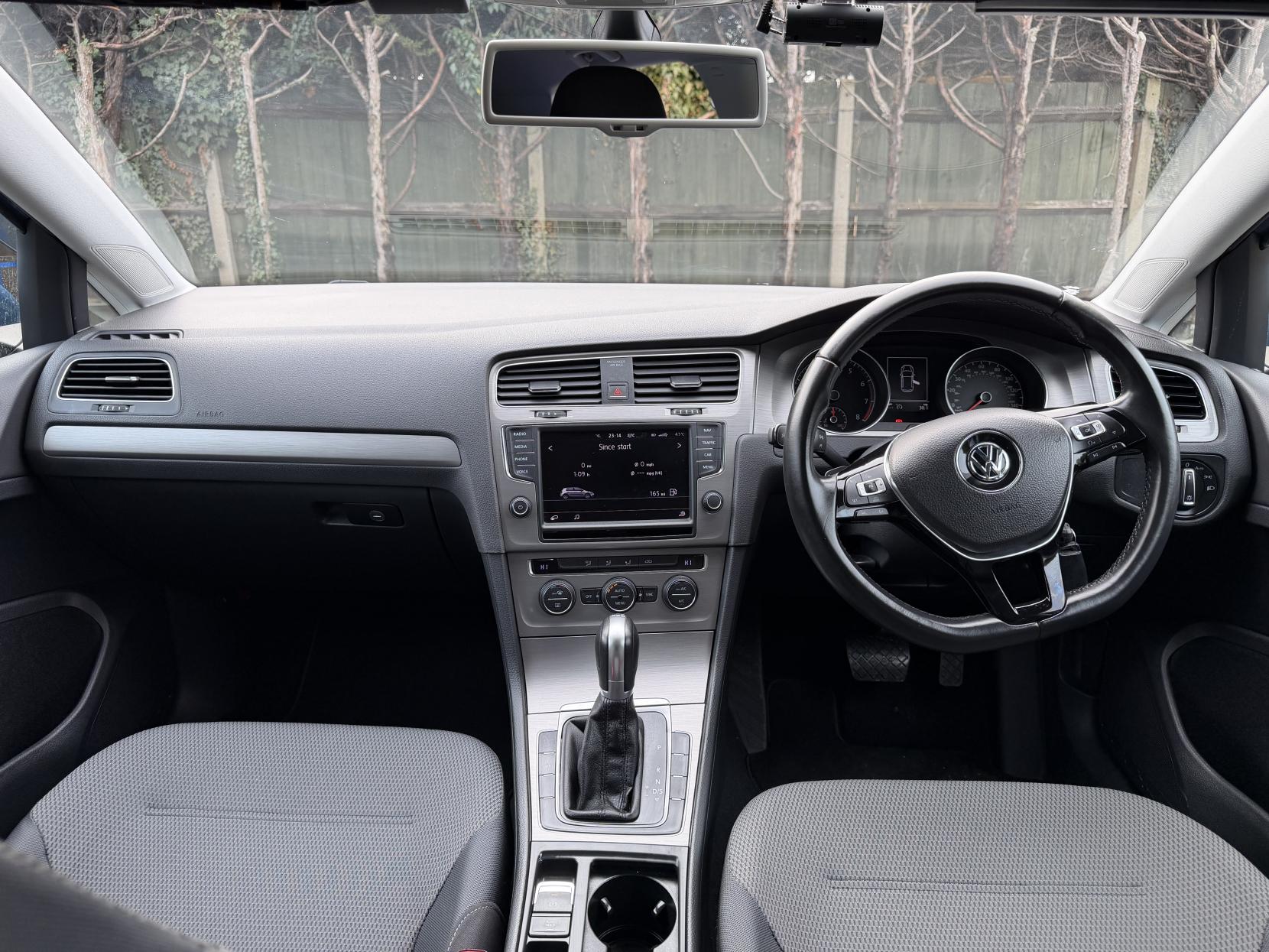 Volkswagen Golf 1.2 TSI BlueMotion Tech S Hatchback 5dr Petrol DSG Euro 5 (s/s) (105 ps)