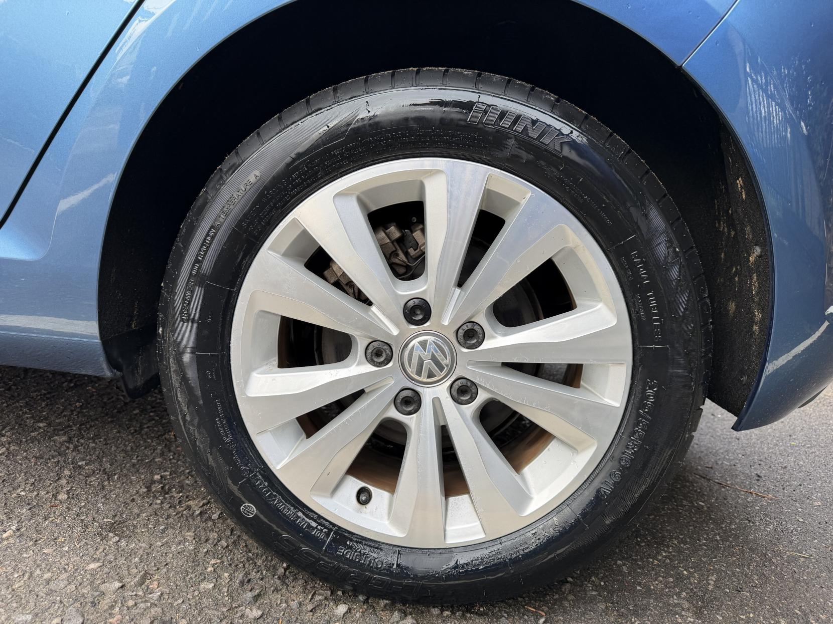 Volkswagen Golf 1.2 TSI BlueMotion Tech S Hatchback 5dr Petrol DSG Euro 5 (s/s) (105 ps)