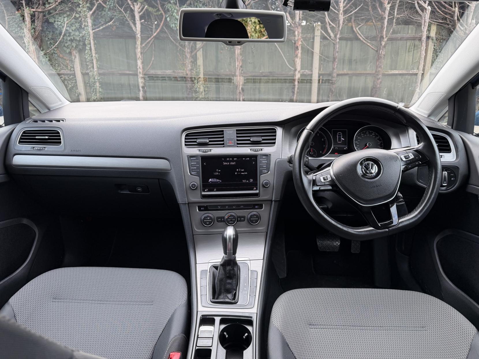 Volkswagen Golf 1.2 TSI BlueMotion Tech S Hatchback 5dr Petrol DSG Euro 5 (s/s) (105 ps)