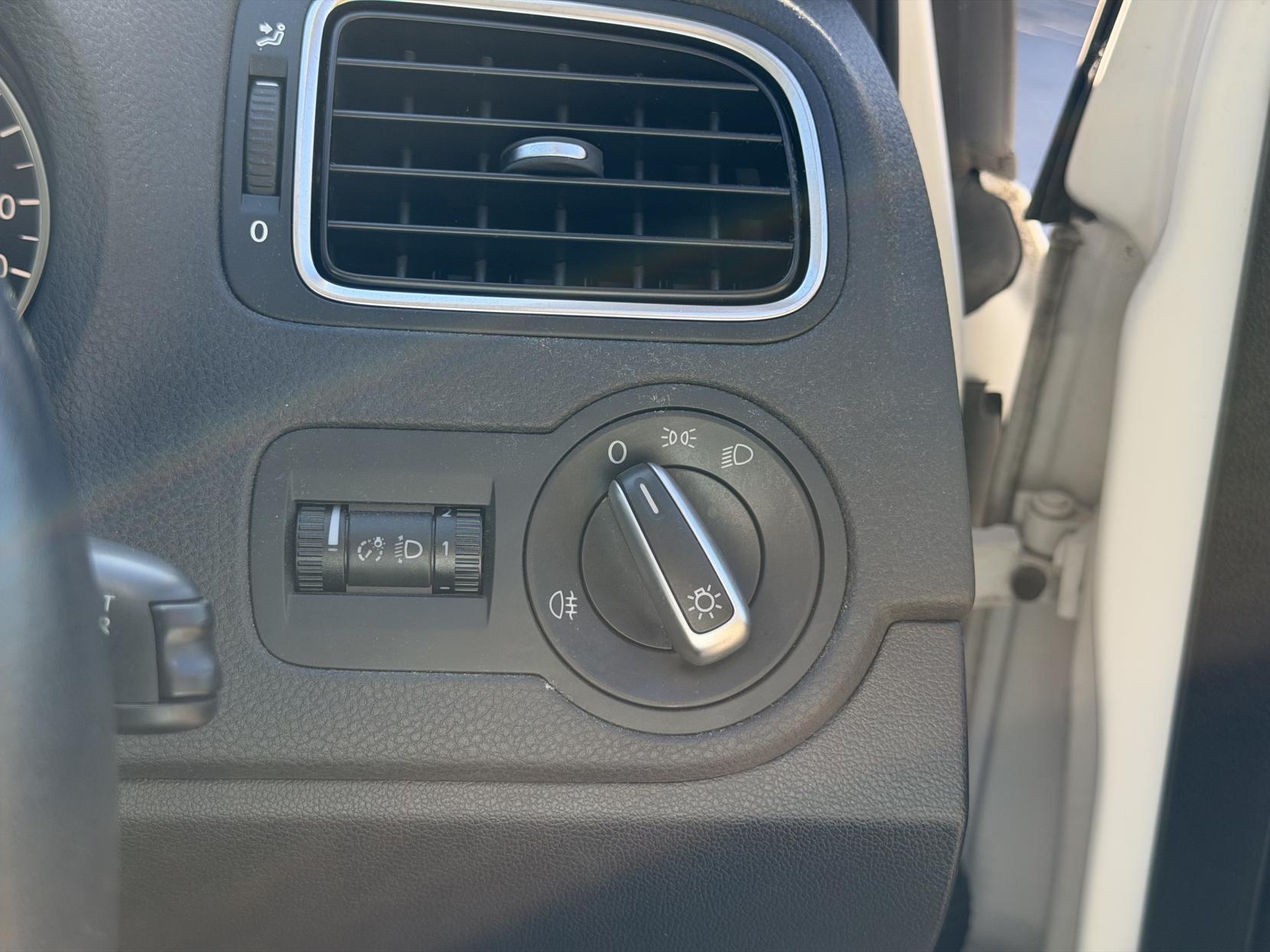 Volkswagen Polo 1.2 TSI BlueMotion Tech Match Hatchback 5dr Petrol DSG Euro 6 (s/s) (90 ps)