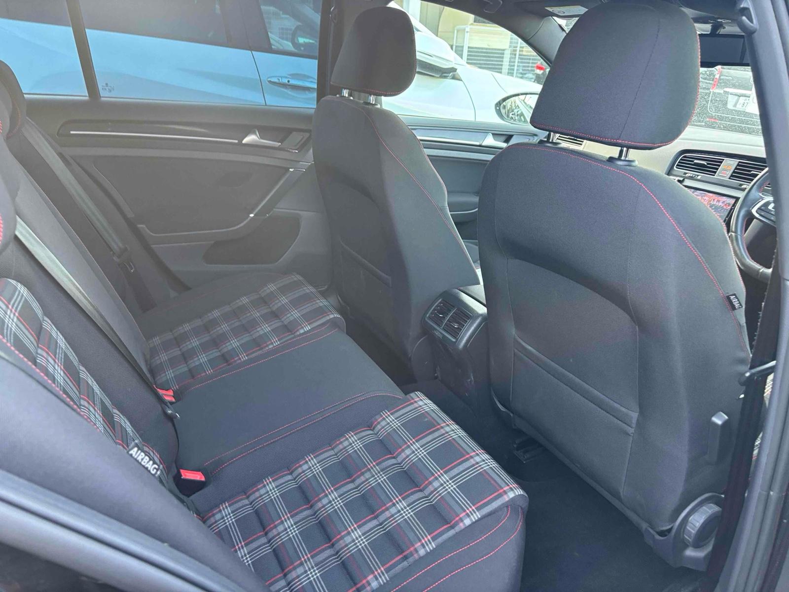 Volkswagen Golf 2.0 TSI BlueMotion Tech GTI Hatchback 5dr Petrol DSG Euro 6 (s/s) (220 ps)