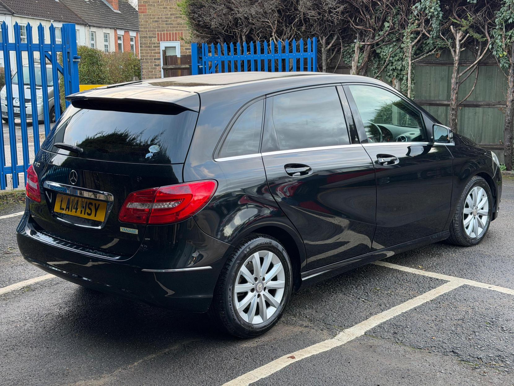 Mercedes-Benz B Class 1.6 B180 SE MPV 5dr Petrol 7G-DCT Euro 6 (s/s) (122 ps)