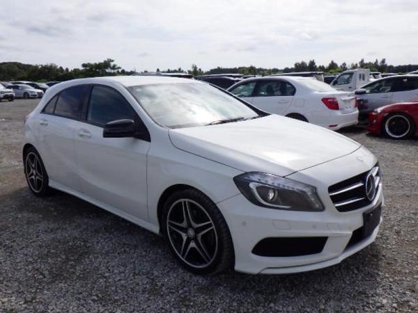 Mercedes-Benz A Class 1.6 A180 BlueEfficiency SE Hatchback 5dr Petrol 7G-DCT Euro 6 (s/s) (122 ps)