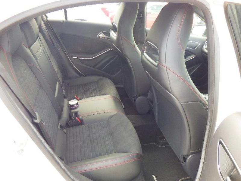 Mercedes-Benz A Class 1.6 A180 BlueEfficiency SE Hatchback 5dr Petrol 7G-DCT Euro 6 (s/s) (122 ps)