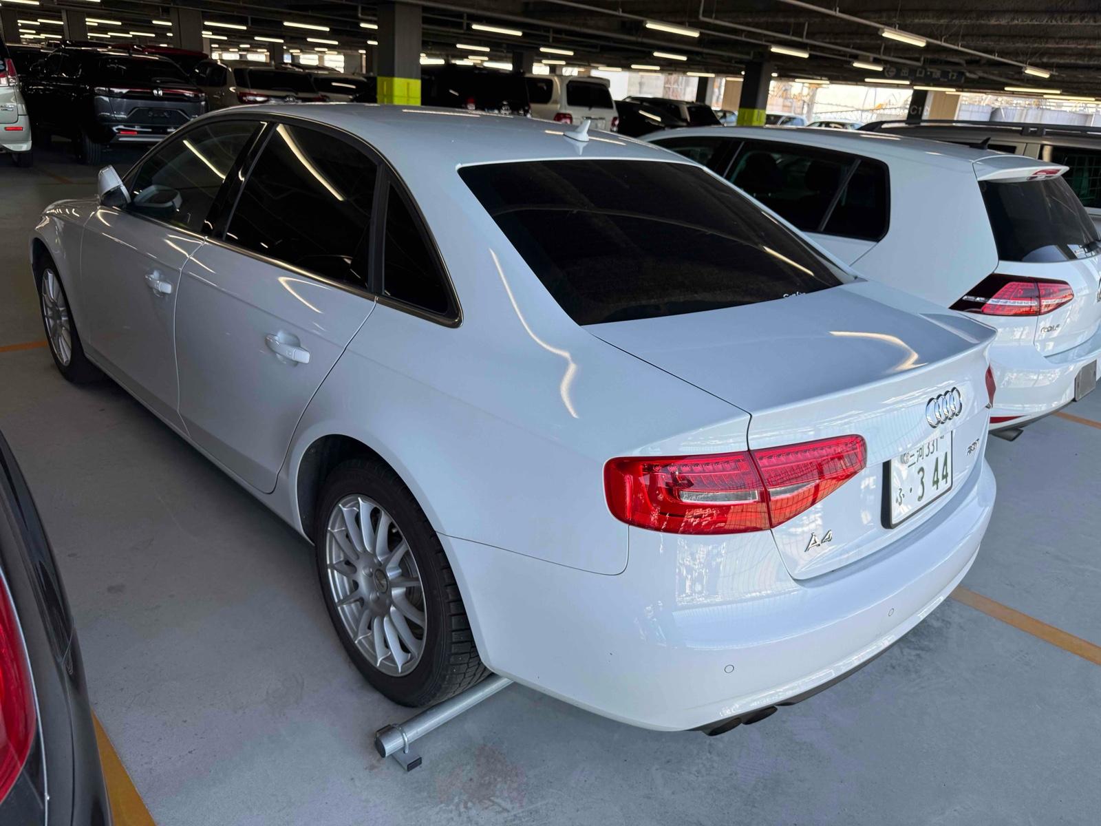 Audi A4 2.0 TFSI SE Saloon 4dr Petrol S Tronic quattro Euro 5 (s/s) (211 ps)