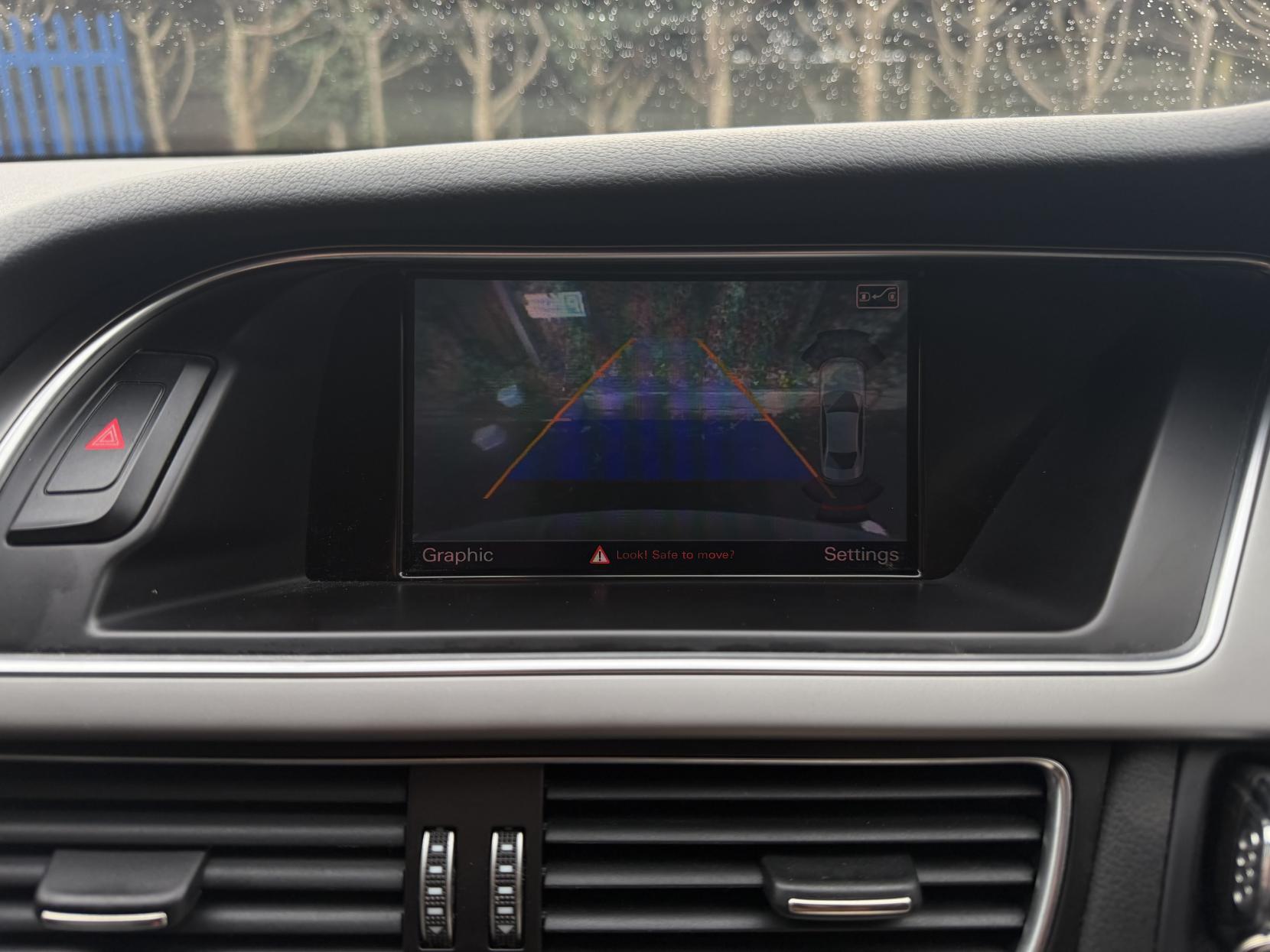 Audi A4 2.0 TFSI SE Saloon 4dr Petrol S Tronic quattro Euro 5 (s/s) (211 ps)