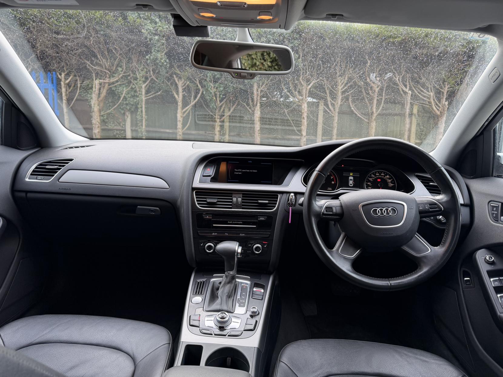 Audi A4 2.0 TFSI SE Saloon 4dr Petrol S Tronic quattro Euro 5 (s/s) (211 ps)