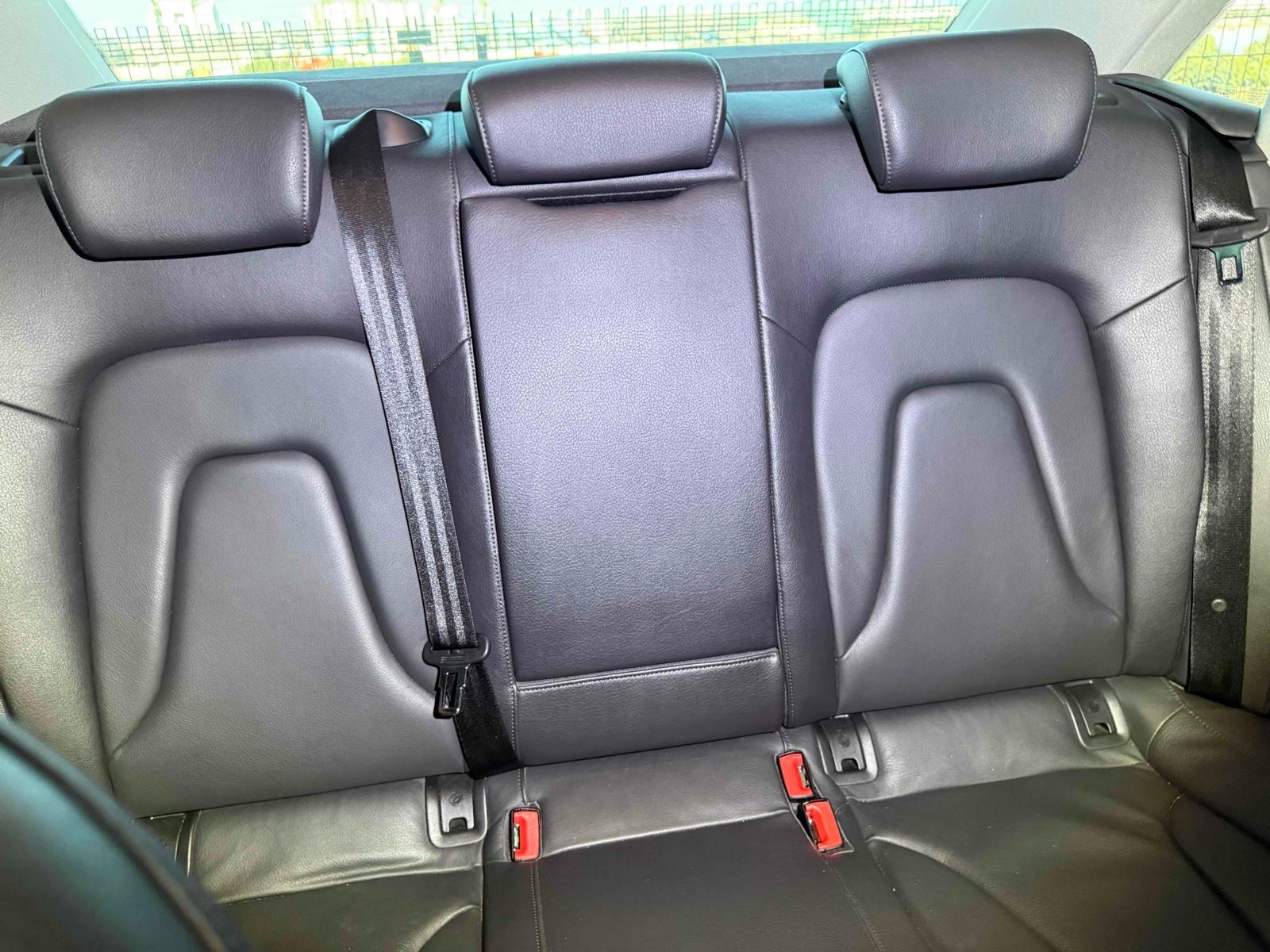 Audi A4 2.0 TFSI SE Saloon 4dr Petrol S Tronic quattro Euro 5 (s/s) (211 ps)