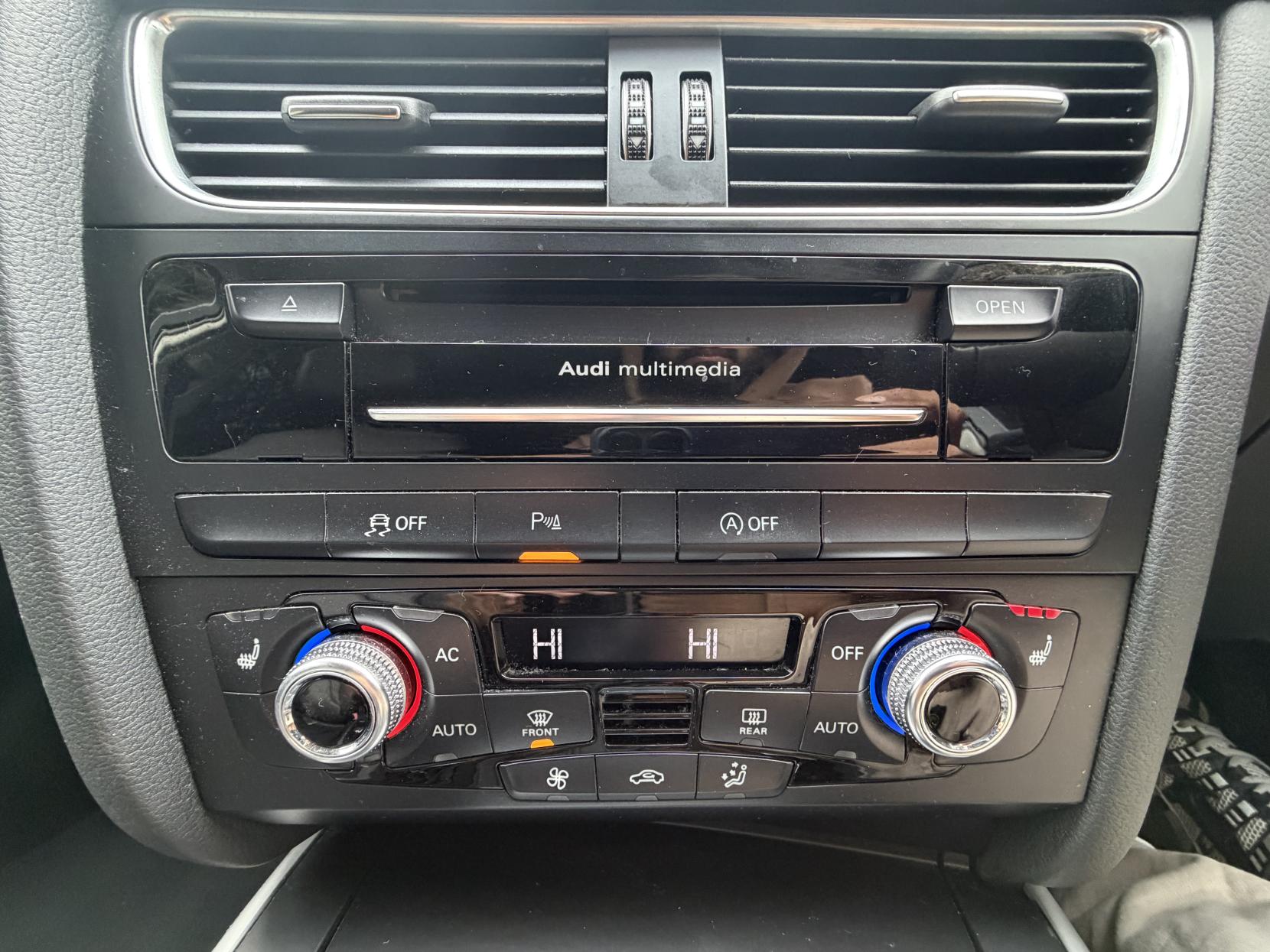 Audi A4 2.0 TFSI SE Saloon 4dr Petrol S Tronic quattro Euro 5 (s/s) (211 ps)