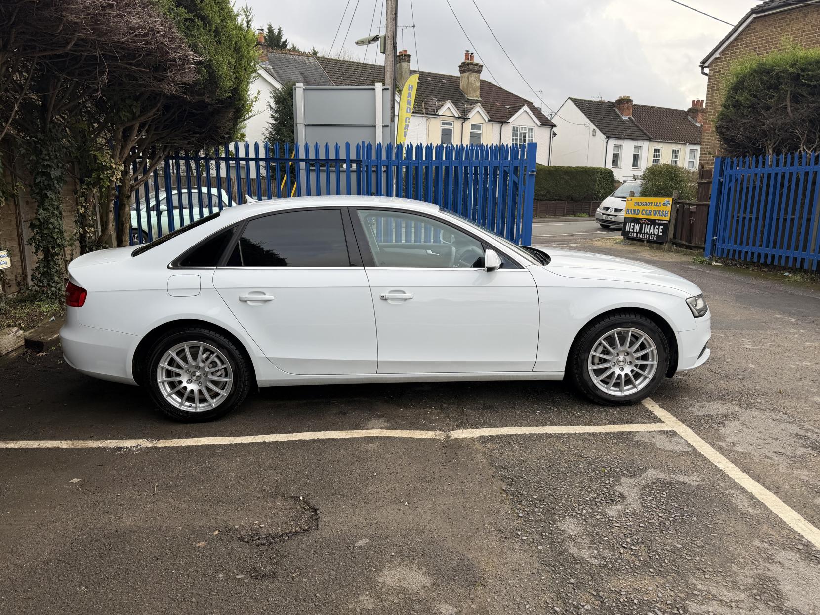 Audi A4 2.0 TFSI SE Saloon 4dr Petrol S Tronic quattro Euro 5 (s/s) (211 ps)