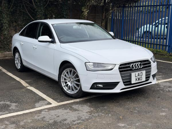 Audi A4 2.0 TFSI SE Saloon 4dr Petrol S Tronic quattro Euro 5 (s/s) (211 ps)