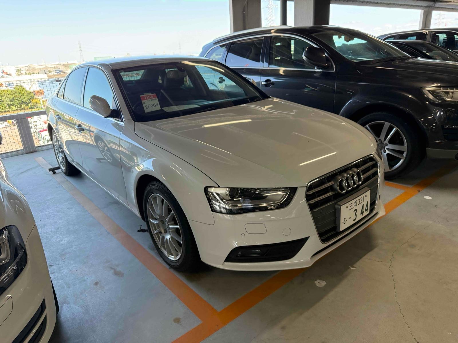 Audi A4 2.0 TFSI SE Saloon 4dr Petrol S Tronic quattro Euro 5 (s/s) (211 ps)